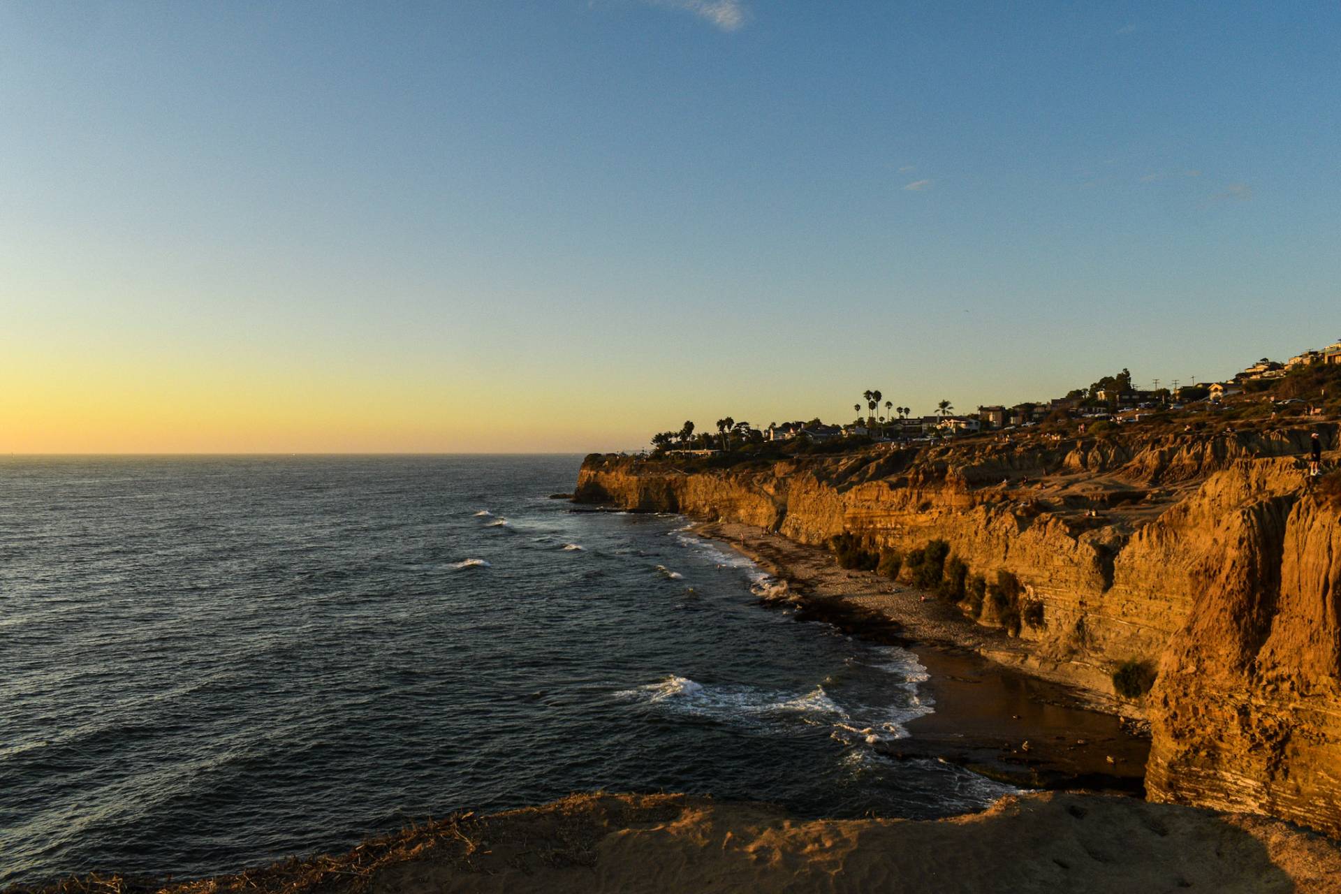 Sunset shot of sunset cliffs natural park in San Diego, California